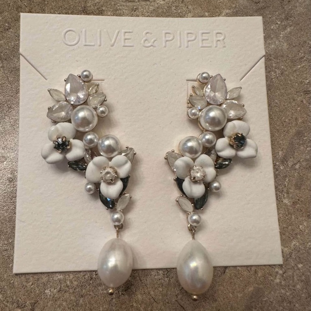 White and Silver Floral Earrings